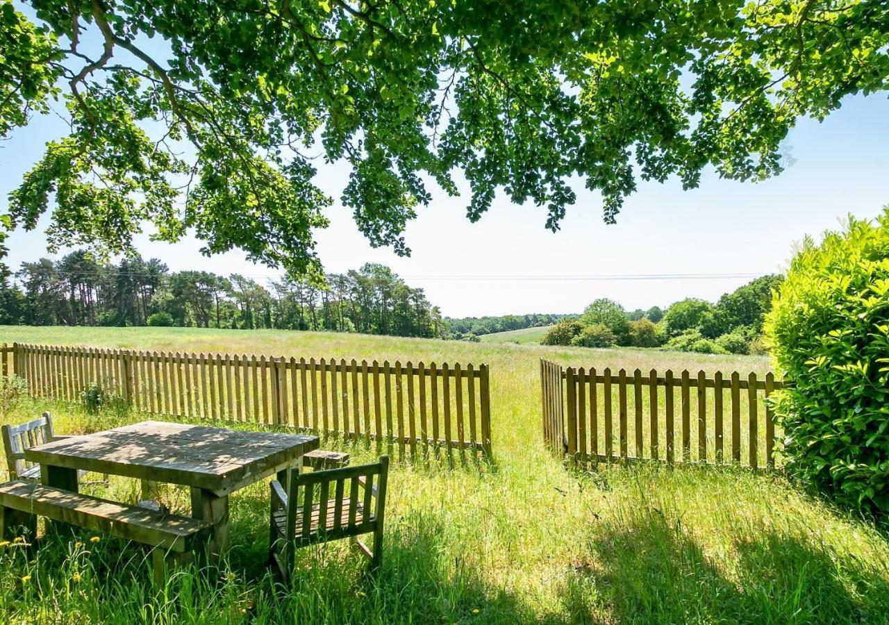 Lodge Farm - Stunning 3 Bed With Large Garden! Beckley  Bagian luar foto