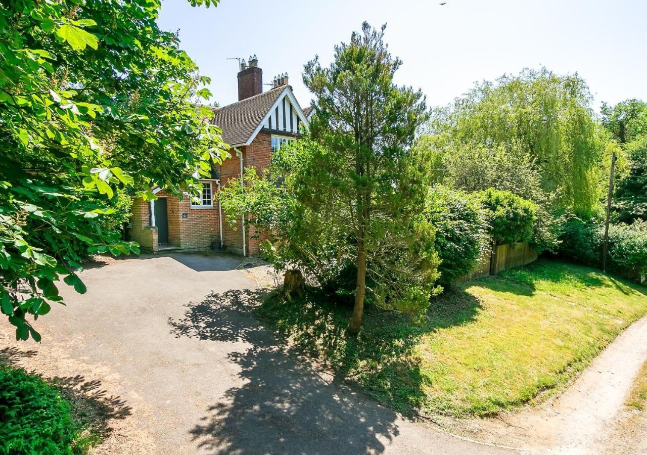 Lodge Farm - Stunning 3 Bed With Large Garden! Beckley  Bagian luar foto